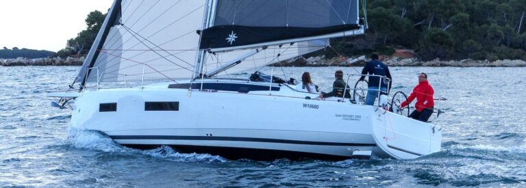 Jeanneau Sun Odyssey Essai En Mer D Un Petit Grand Voilier