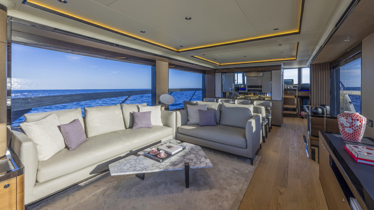 ABSOLUTE NAVETTA 75 intérieur 5