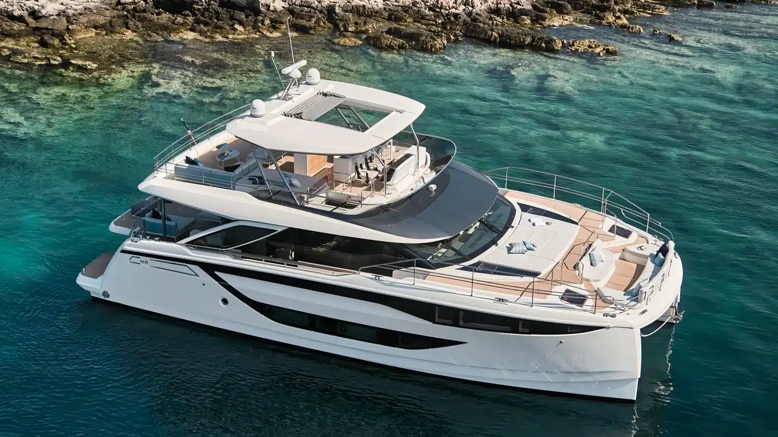 prestige-yachts-m8