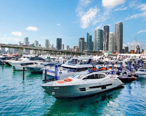 miami-international-boat-show-2025-photo